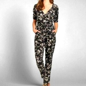 Abercrombie & Fitch Floral Jumpsuit Boho Romper Black Size Small